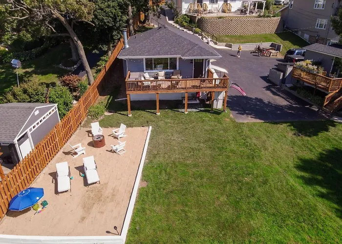 The House On Myers Bay - 3-bed 2-bath Luxury With Private Pier Firepit And Deck Casa vacanze *