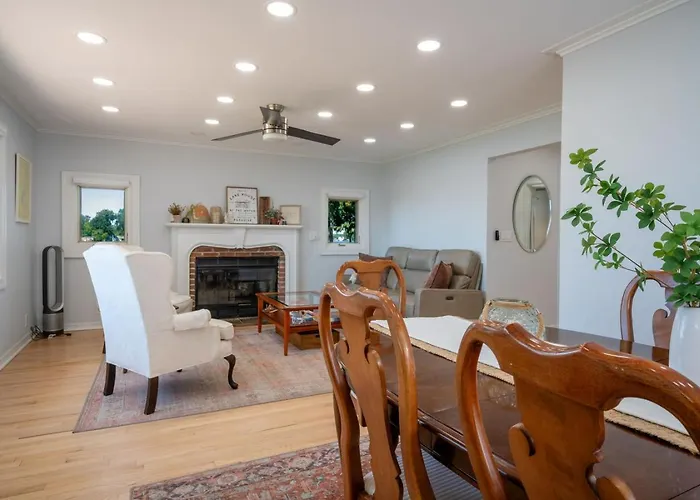 The House On Myers Bay - 3-bed 2-bath Luxury With Private Pier Firepit And Deck