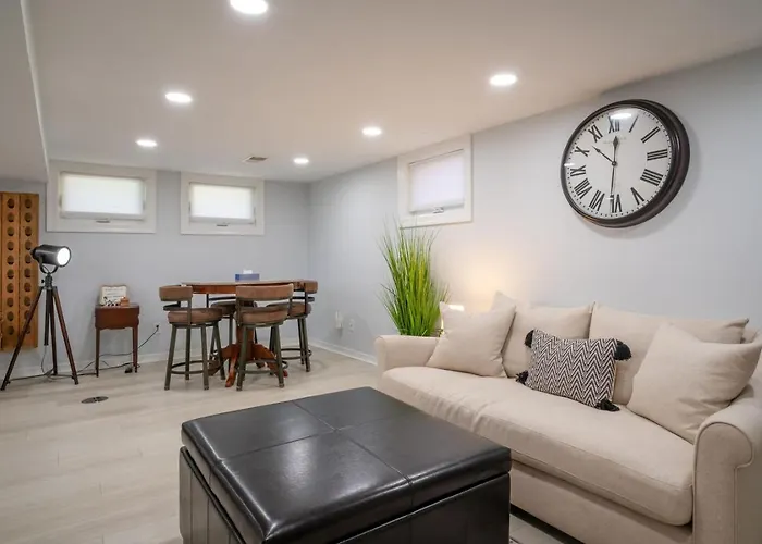 Casa vacanze The House On Myers Bay - 3-bed 2-bath Luxury With Private Pier Firepit And Deck Fox Lake